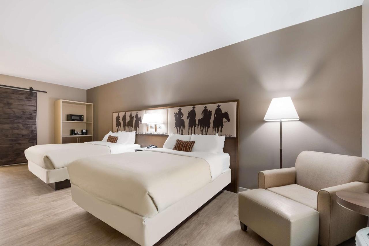 Best Western Bandera Suites & Saloon Екстериор снимка