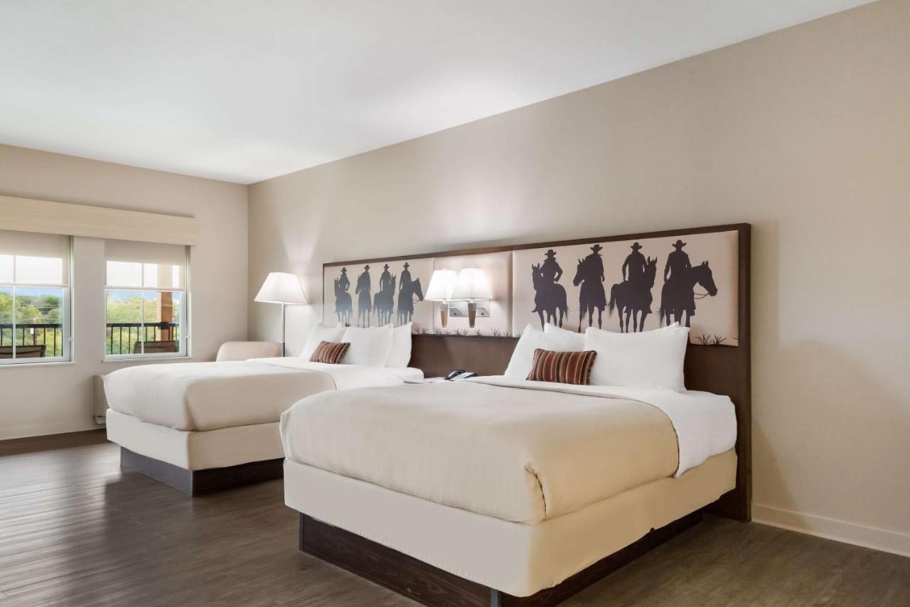 Best Western Bandera Suites & Saloon Екстериор снимка