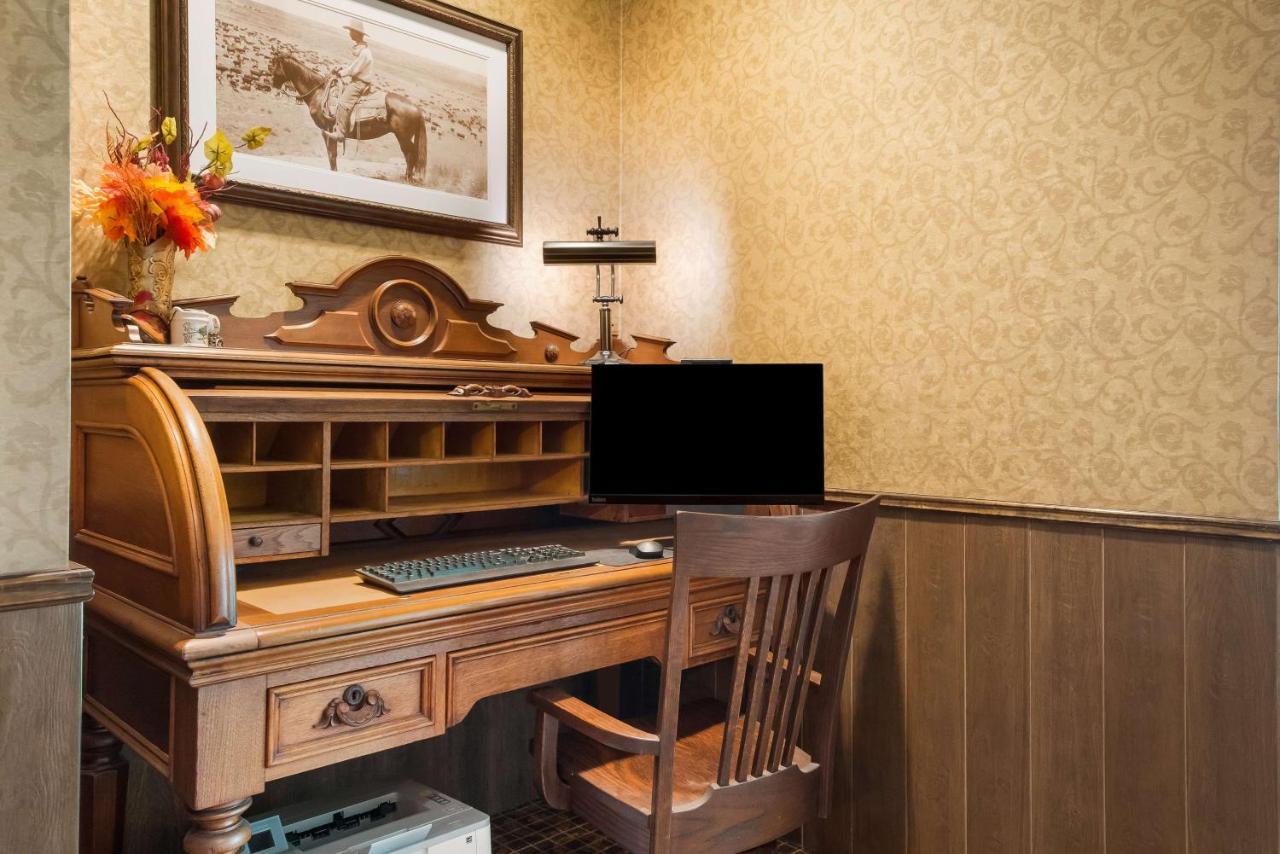 Best Western Bandera Suites & Saloon Екстериор снимка